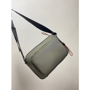 버버리 남자 크로스백