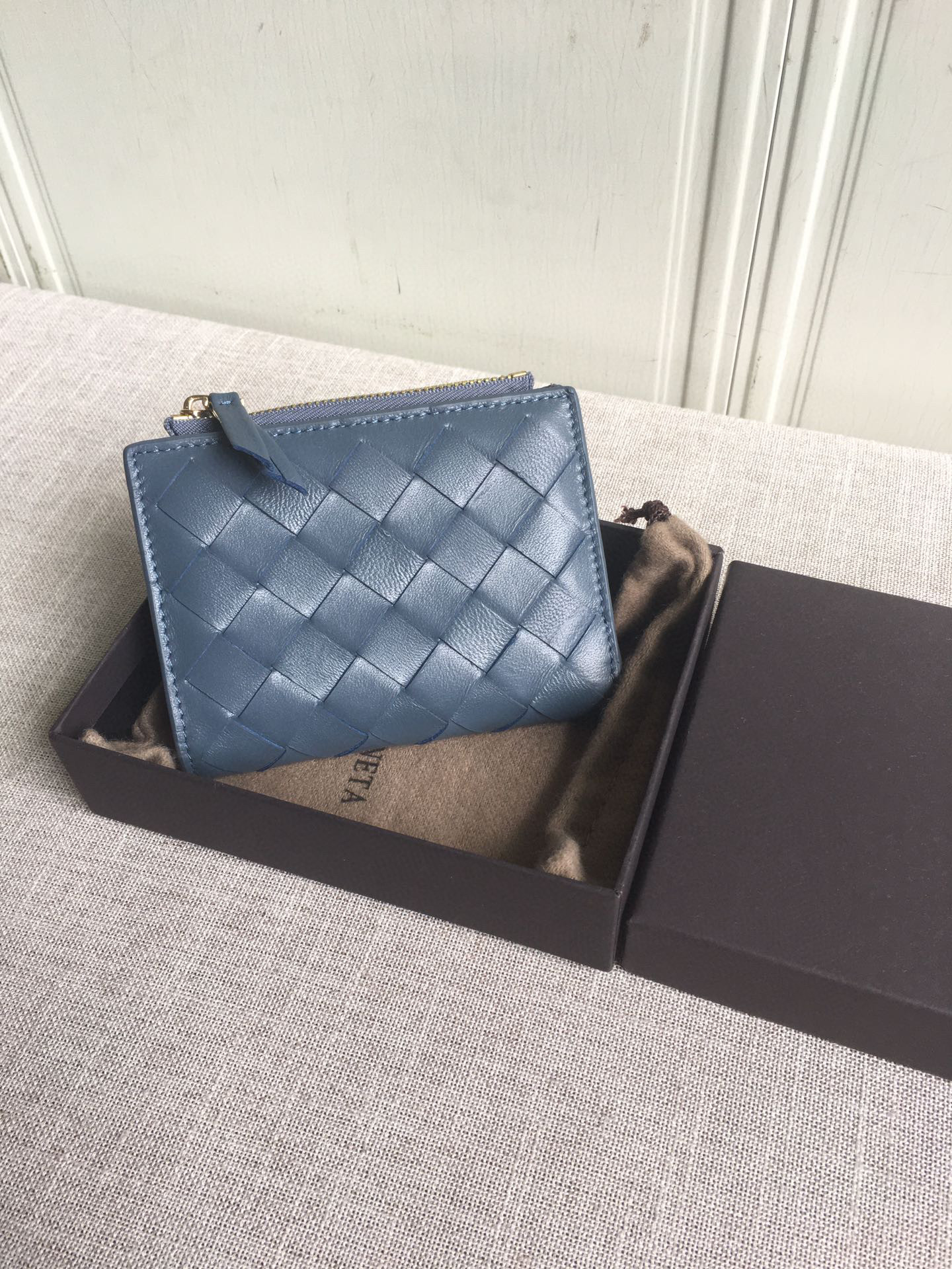 보테가베네타 남녀공용 지갑