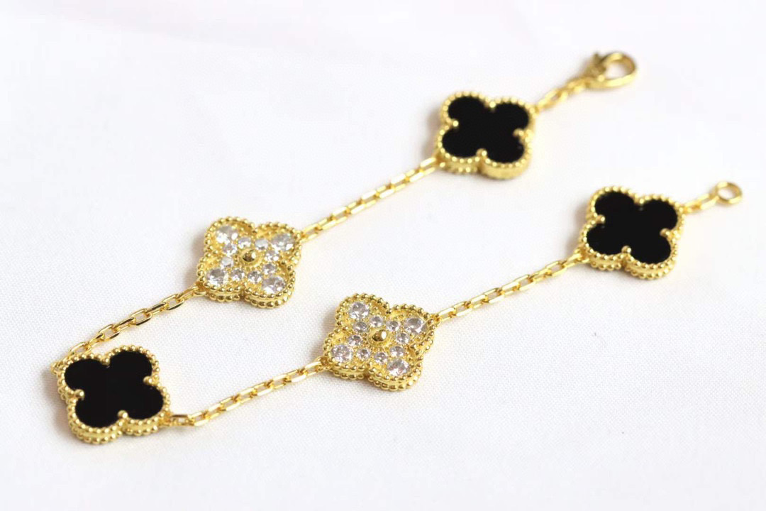 반클리프앤아펠 팔찌