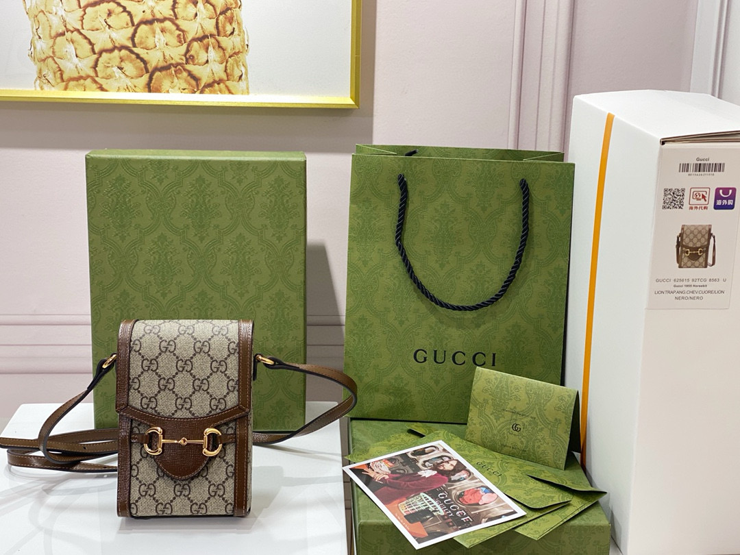 구찌 남녀공용 가방 625615