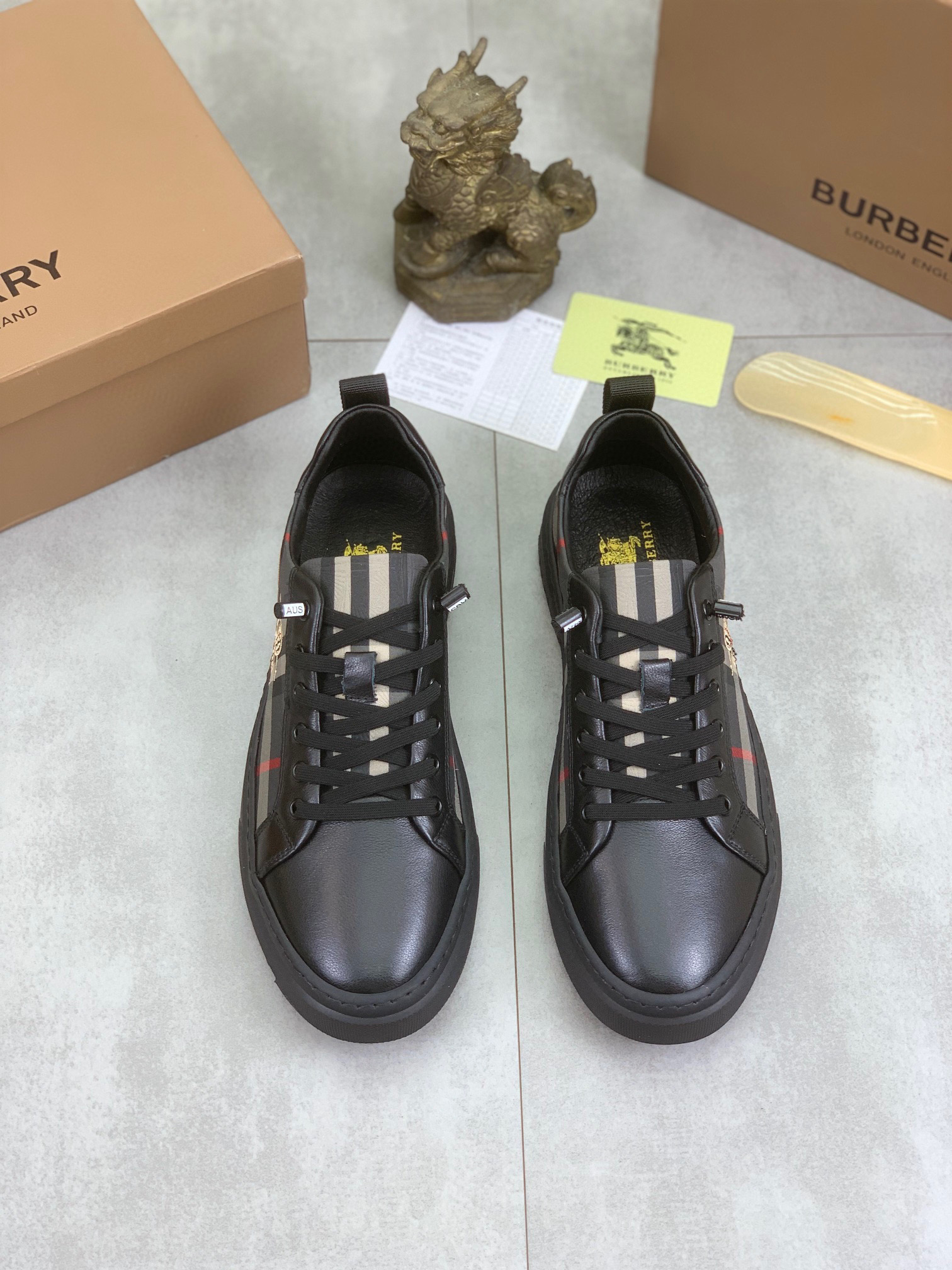 버버리 남자 스니커즈 신발 운동화