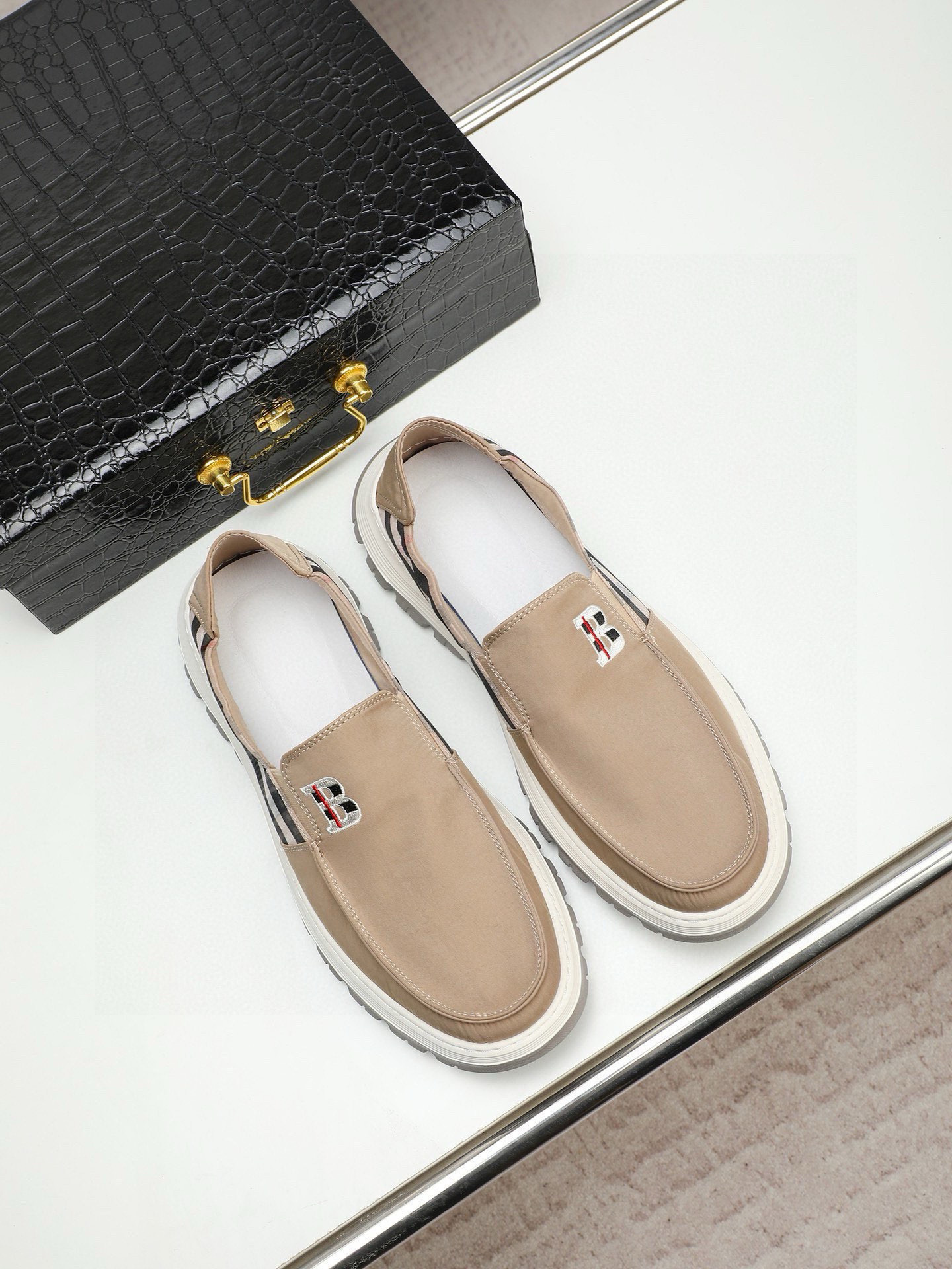 버버리 남자 스니커즈 신발 운동화