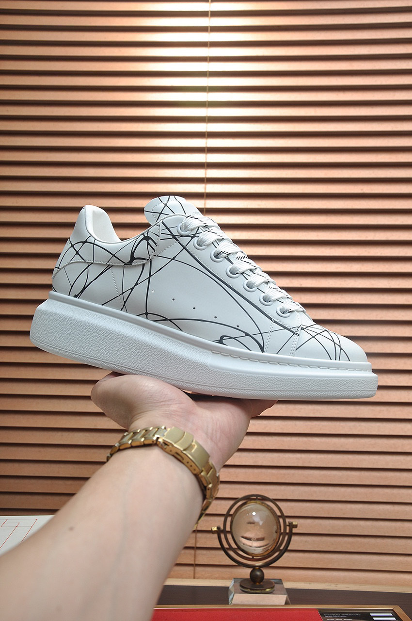 알렉산더 맥퀸 남녀공용 신발 운동화