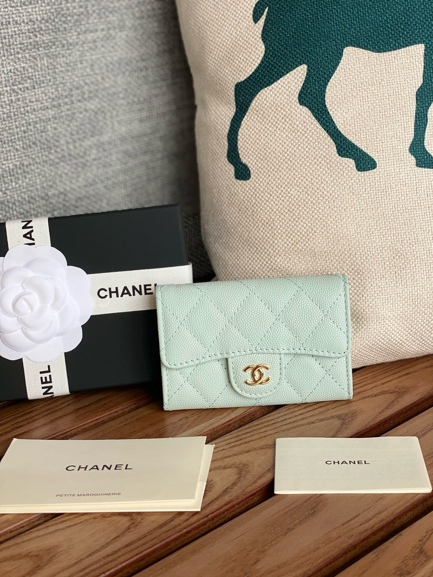 샤넬 여자 반지갑 AP0214