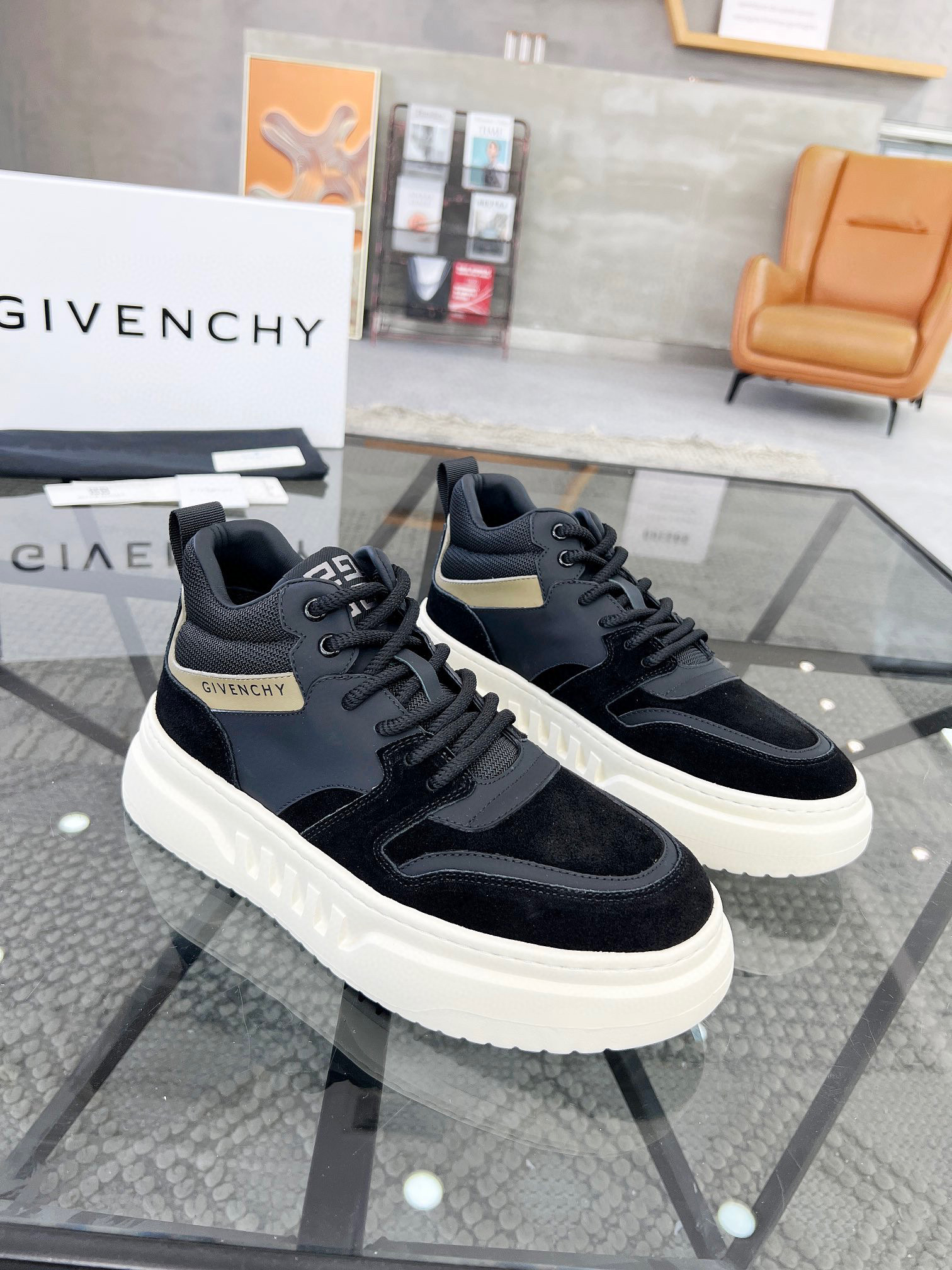 지방시 남자 부츠