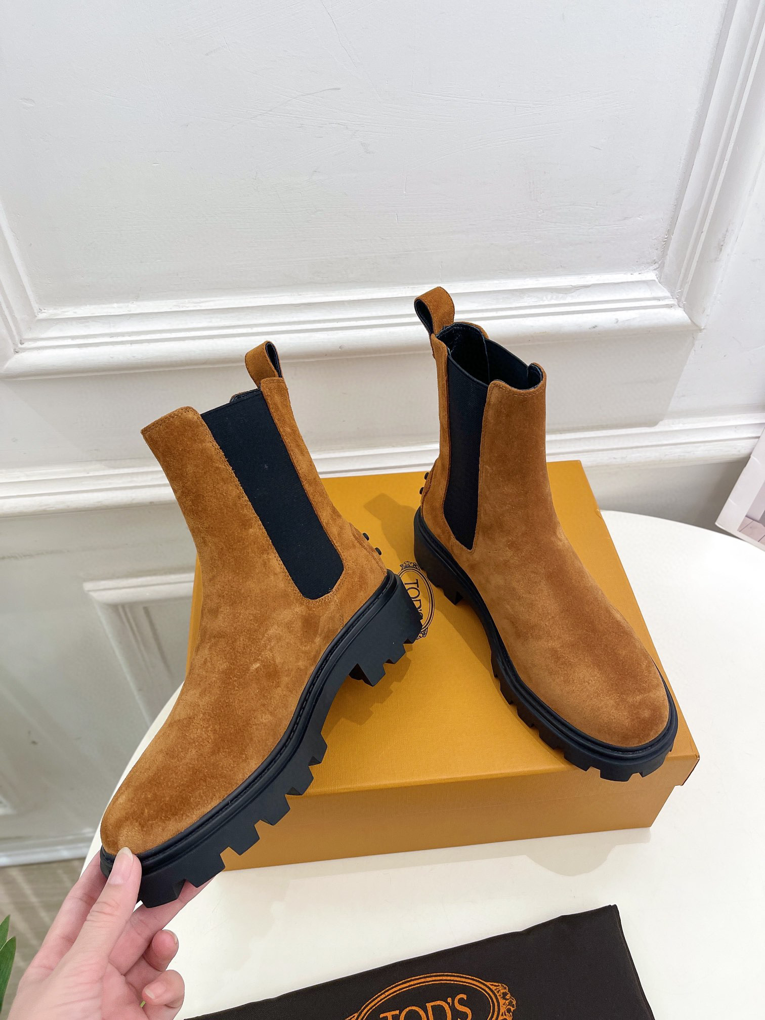 토즈 4cm 여자 부츠