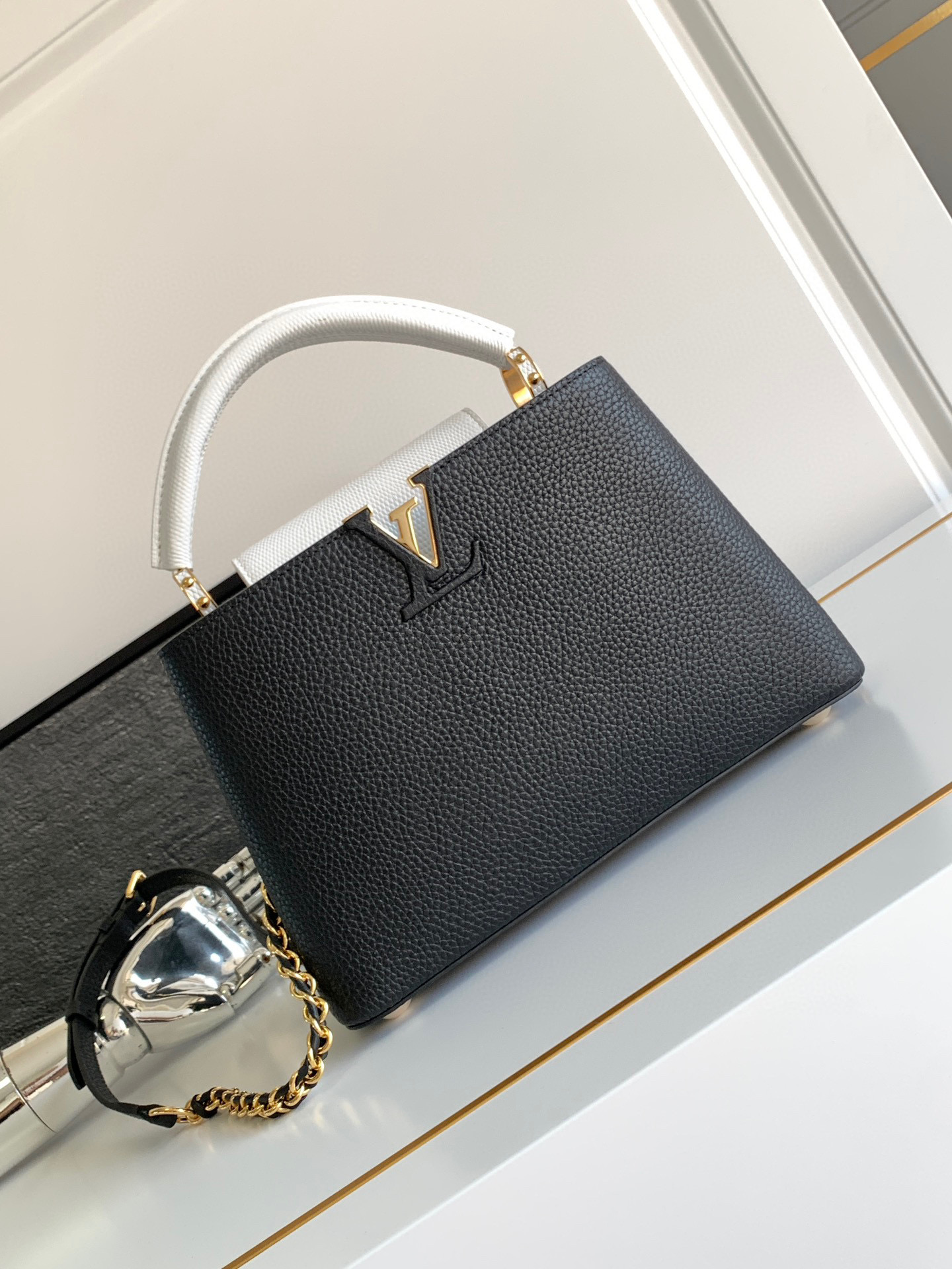 루이비통  여자가방 M85830