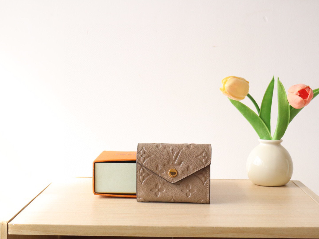 루이비통 여자 반지갑 M62935