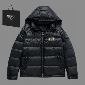 프라다 남자 패딩