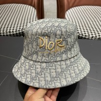 디올 모자