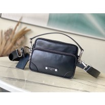 루이비통 M13987 남자가방