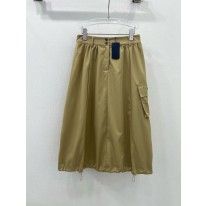 프라* 여자 치마