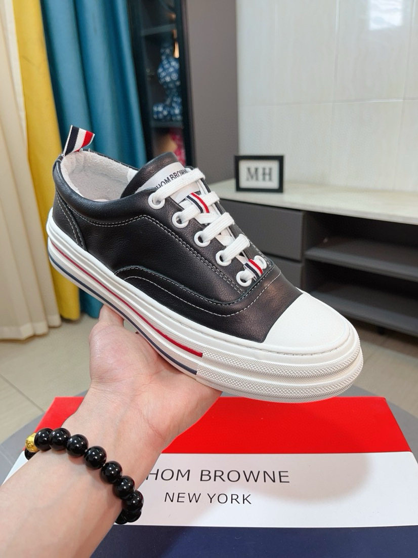 톰브라운 남자 신발 운동화 스니커즈