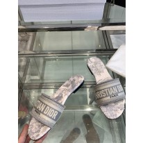 디올 여자 슬리퍼