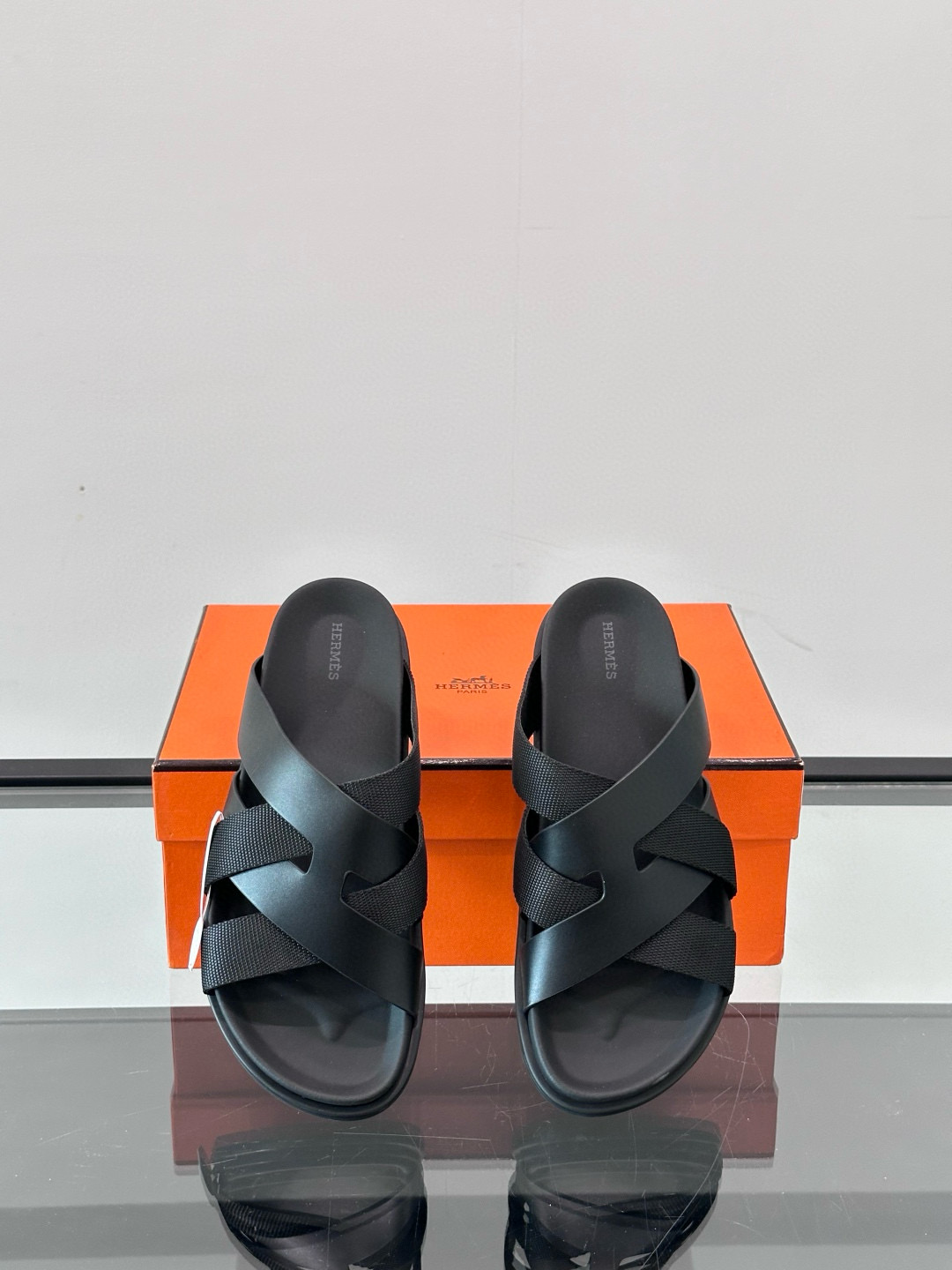 에르메스 남자 슬리퍼
