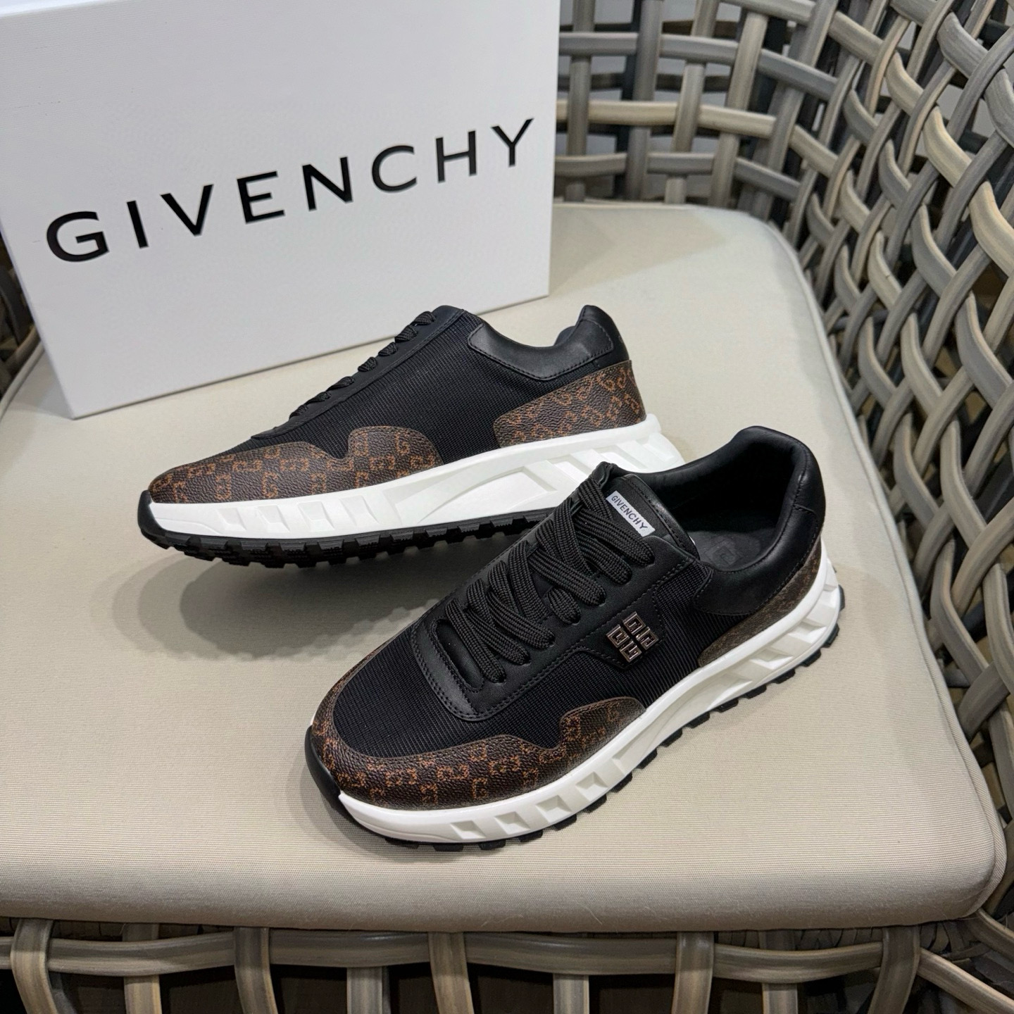 지방시 남자 신발 운동화 스니커즈