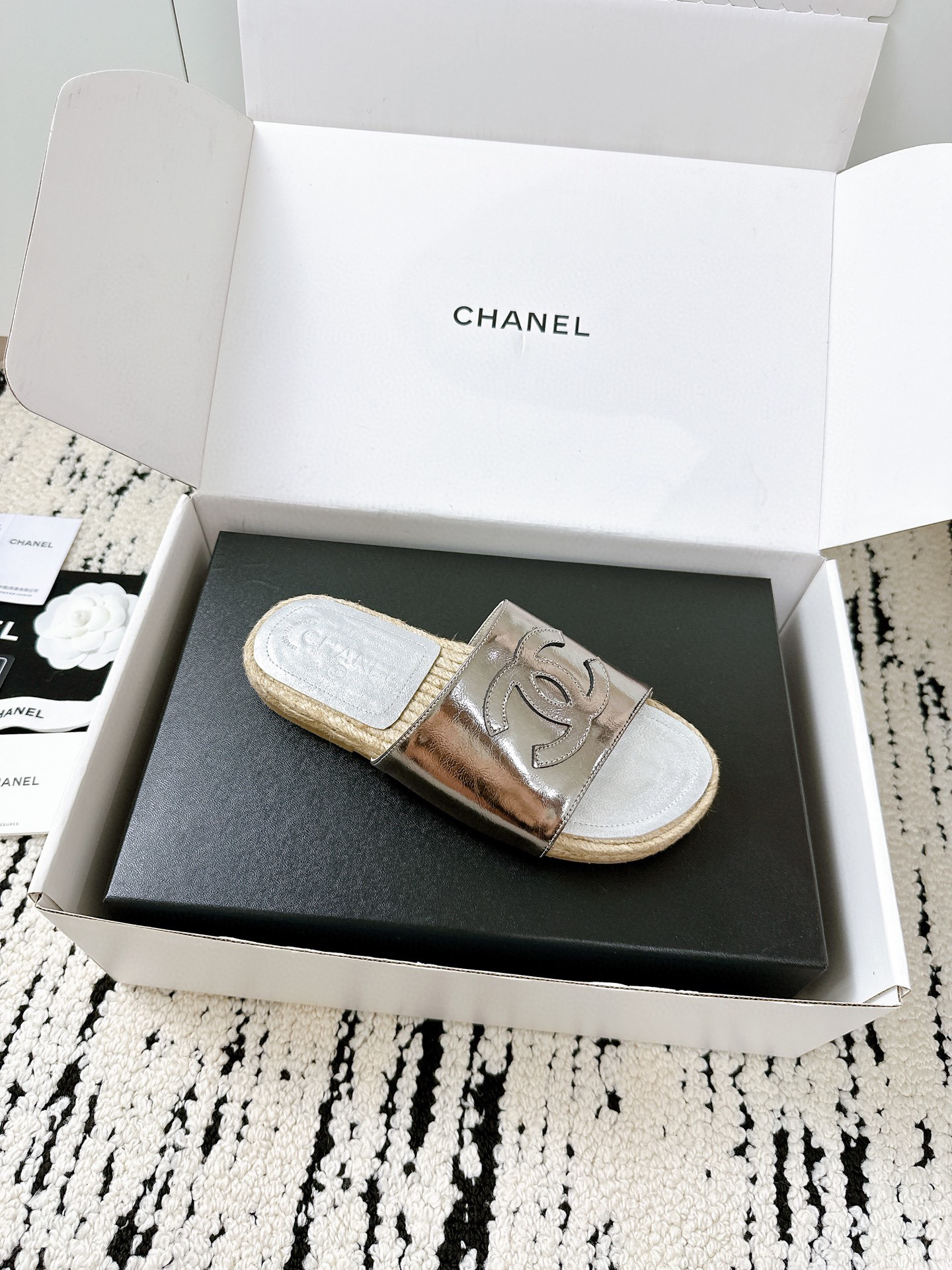 샤넬 여자 슬리퍼