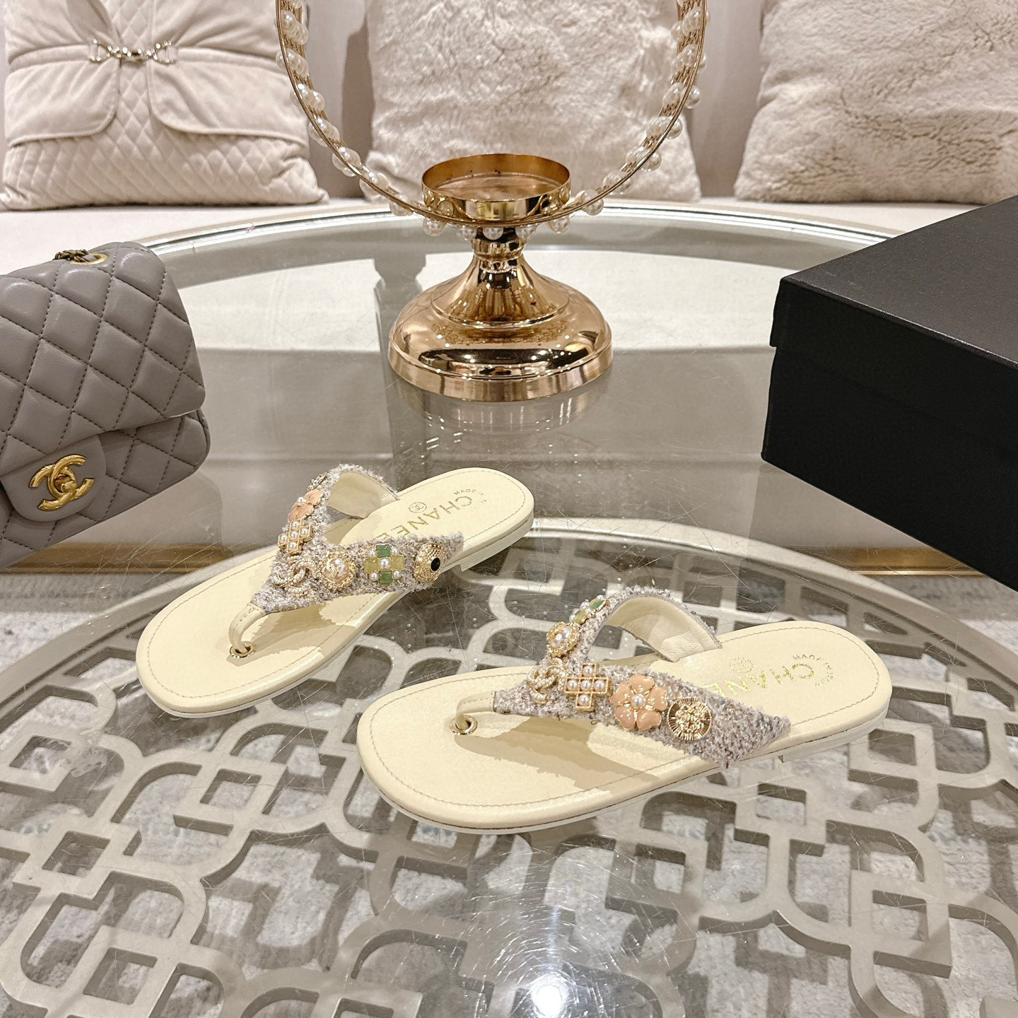 샤넬 여자 슬리퍼