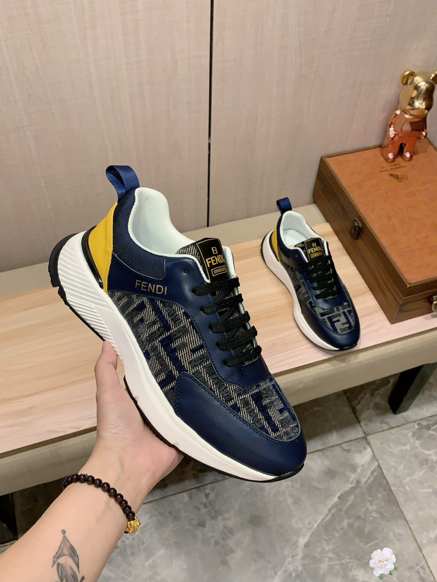 펜디 남자신발 운동화 스니커즈