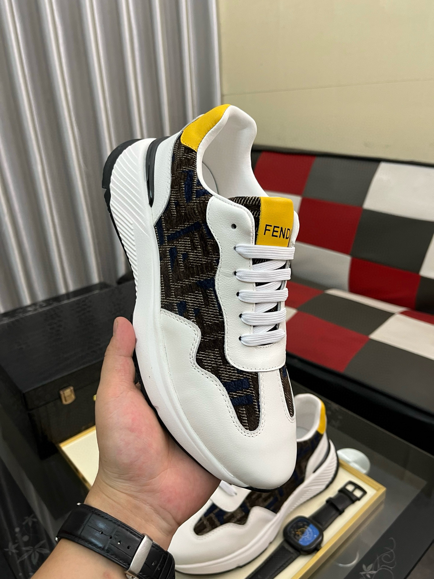 펜디 남자신발 운동화 스니커즈