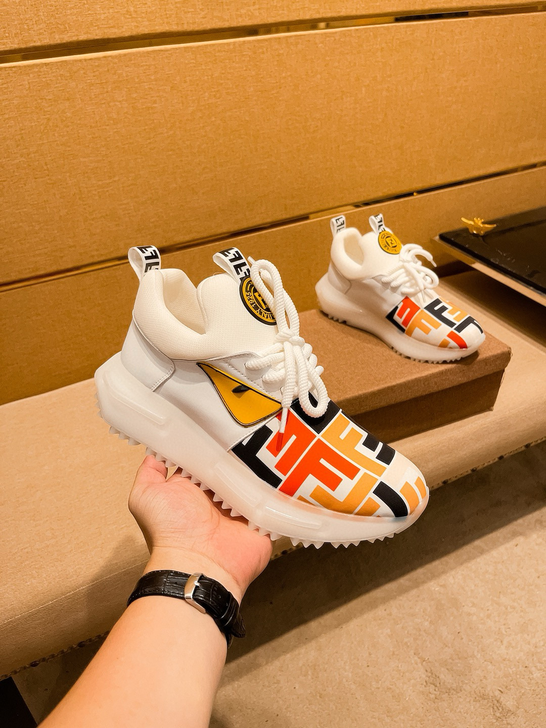 펜디 남자신발 운동화 스니커즈