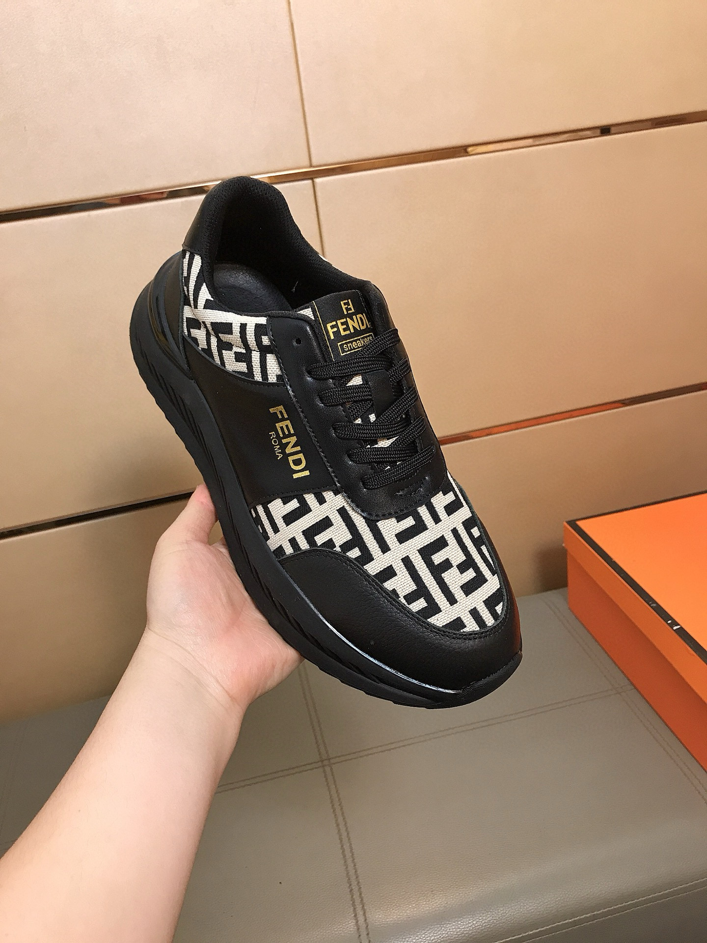 펜디 남자신발 운동화 스니커즈