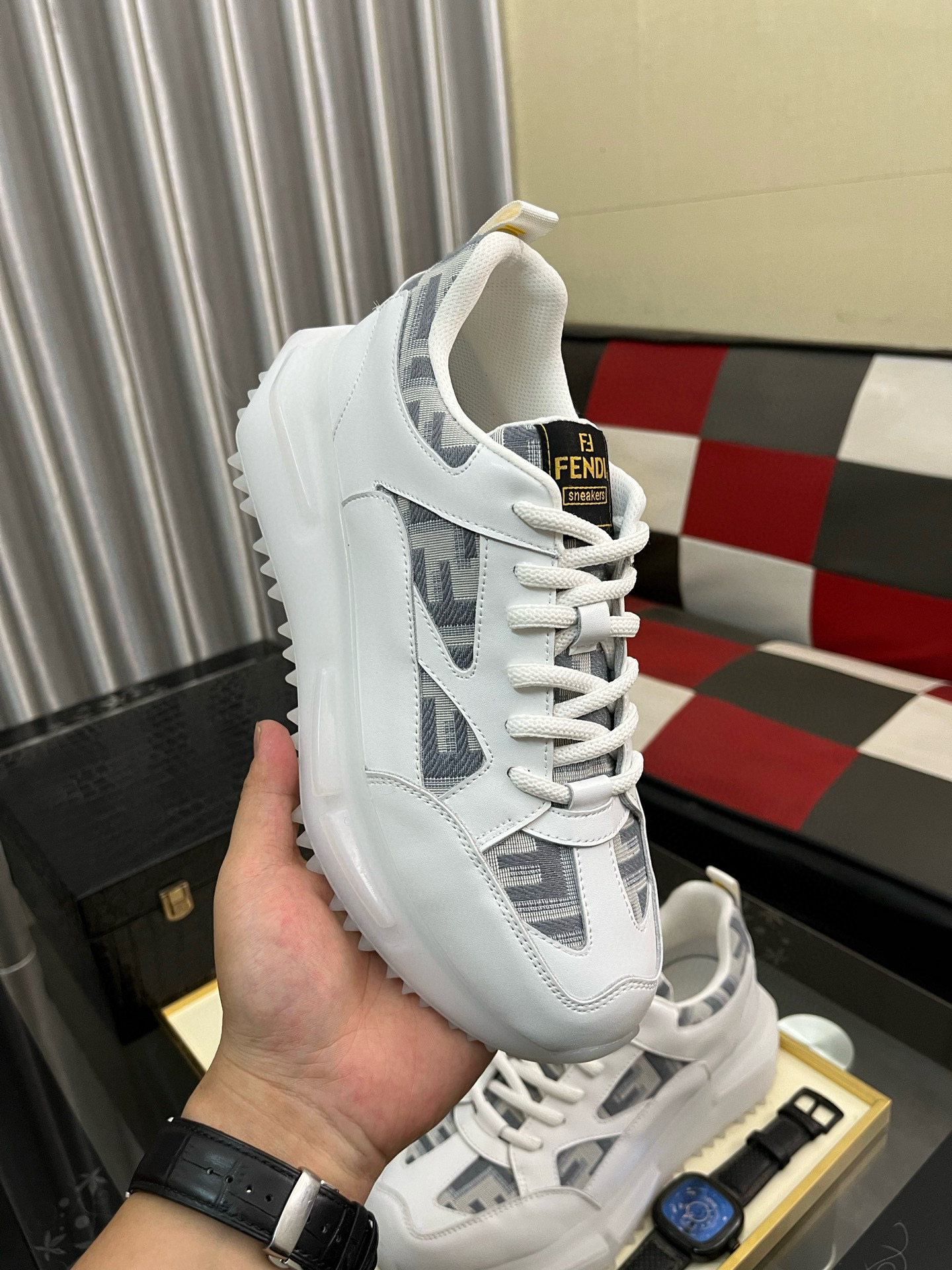 펜디 남자신발 운동화 스니커즈