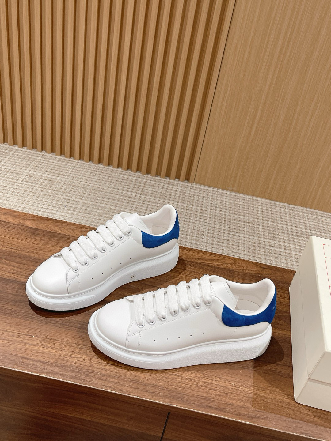 알렉산더 맥퀸 남녀공용 신발 운동화 스니커즈