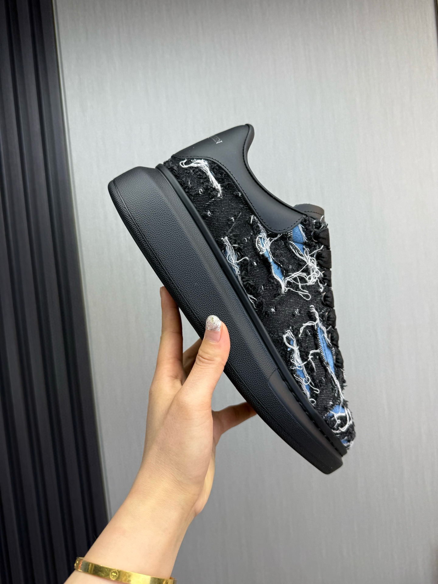 알렉산더 맥퀸 남녀공용 신발 운동화 스니커즈