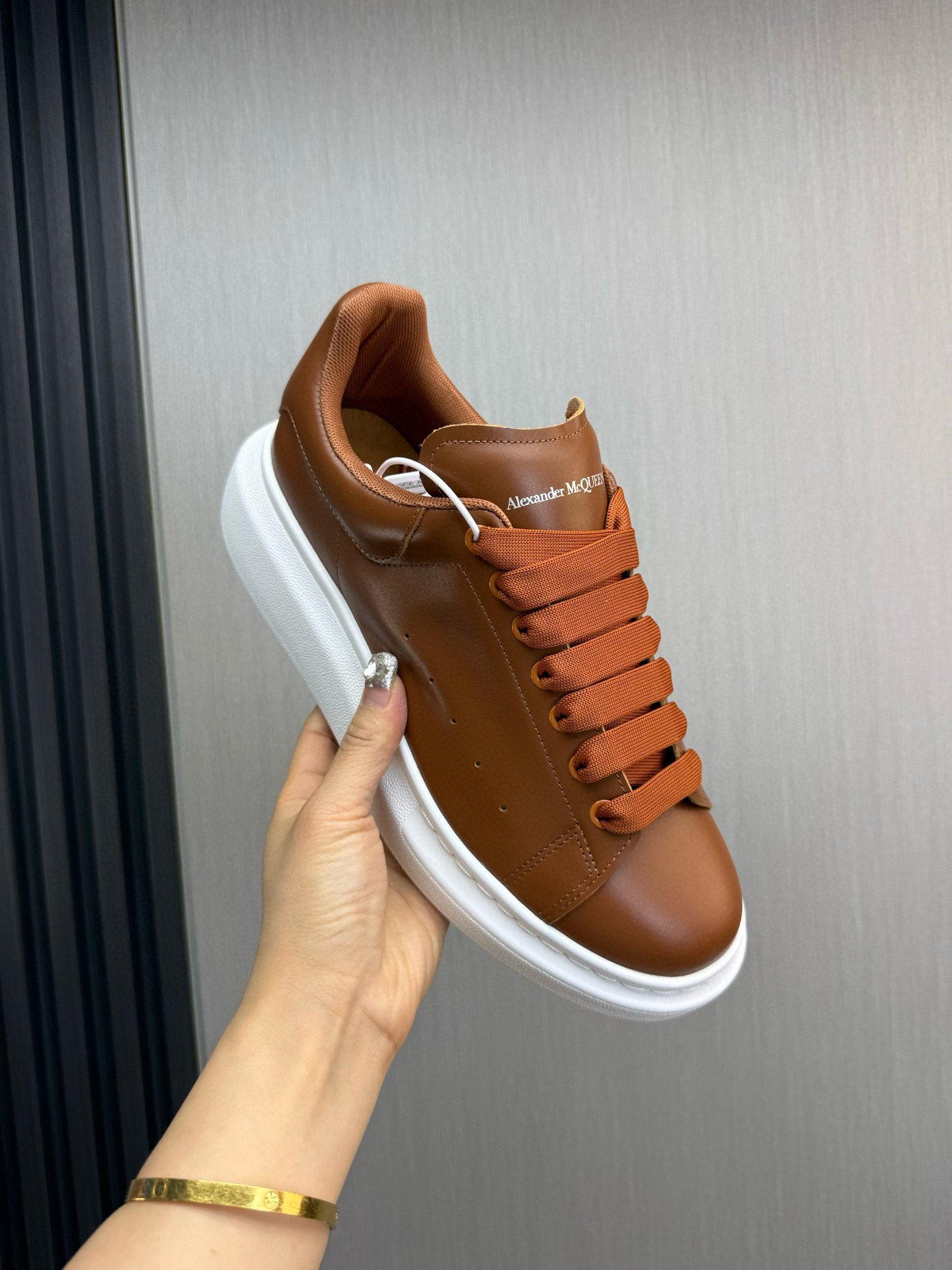 알렉산더 맥퀸 남녀공용 신발 운동화 스니커즈