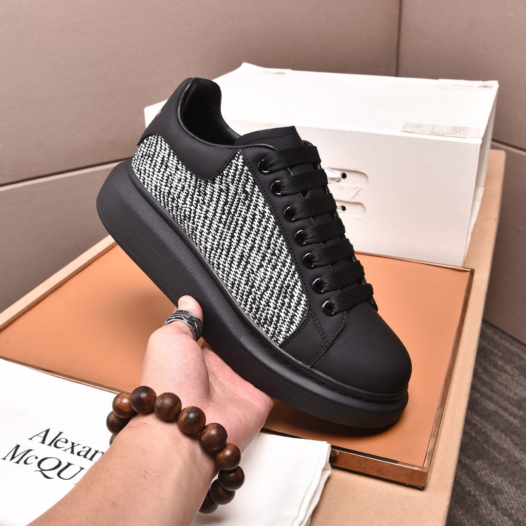 알렉산더 맥퀸 남녀공용 신발 운동화 스니커즈