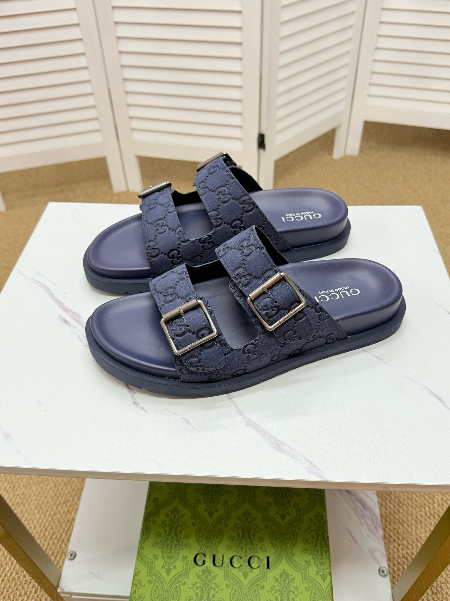 구찌 남자 슬리퍼