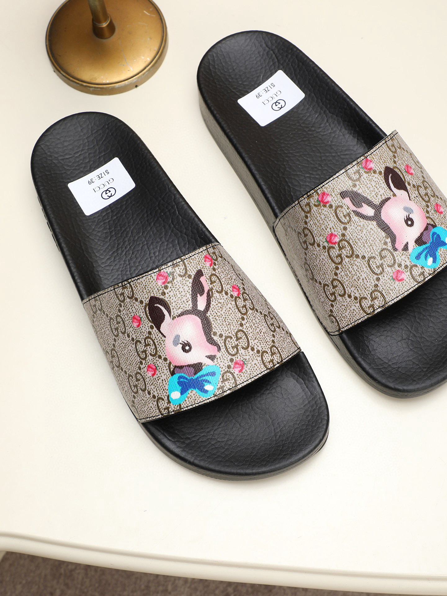 구찌 남자 슬리퍼