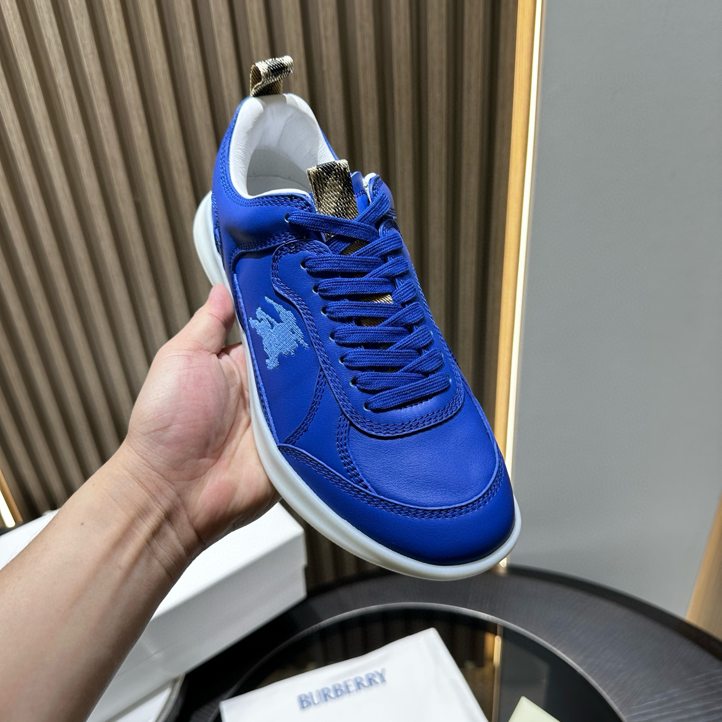 버버리 남자 신발 운동화 스니커즈