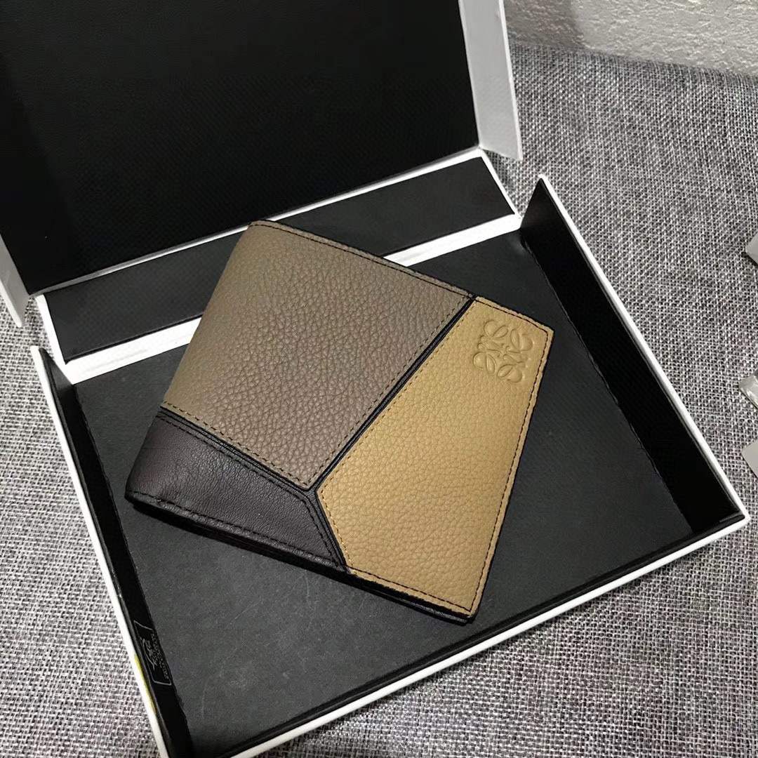 로에베 남자 반지갑