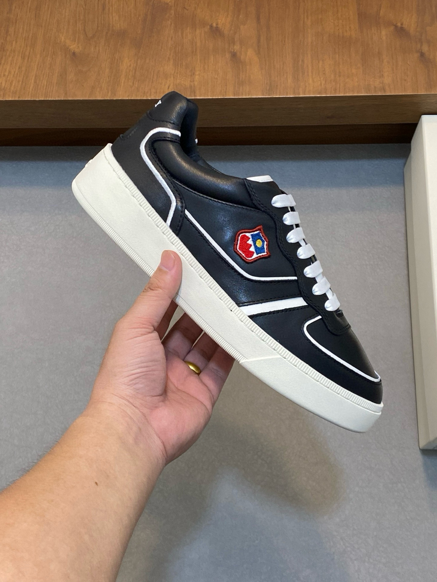 발리 남자 신발 운동화 스니커즈