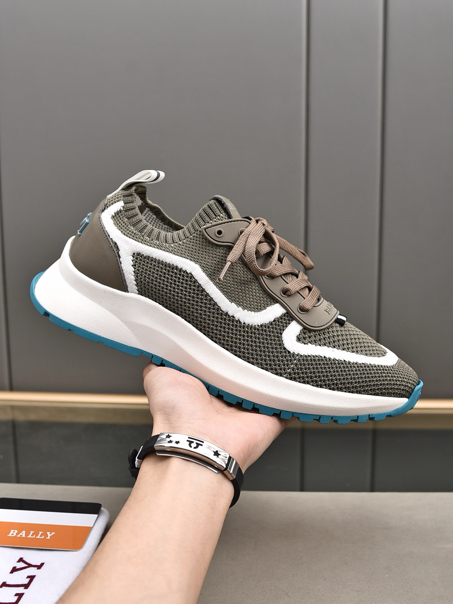 발리 남자 신발 운동화 스니커즈