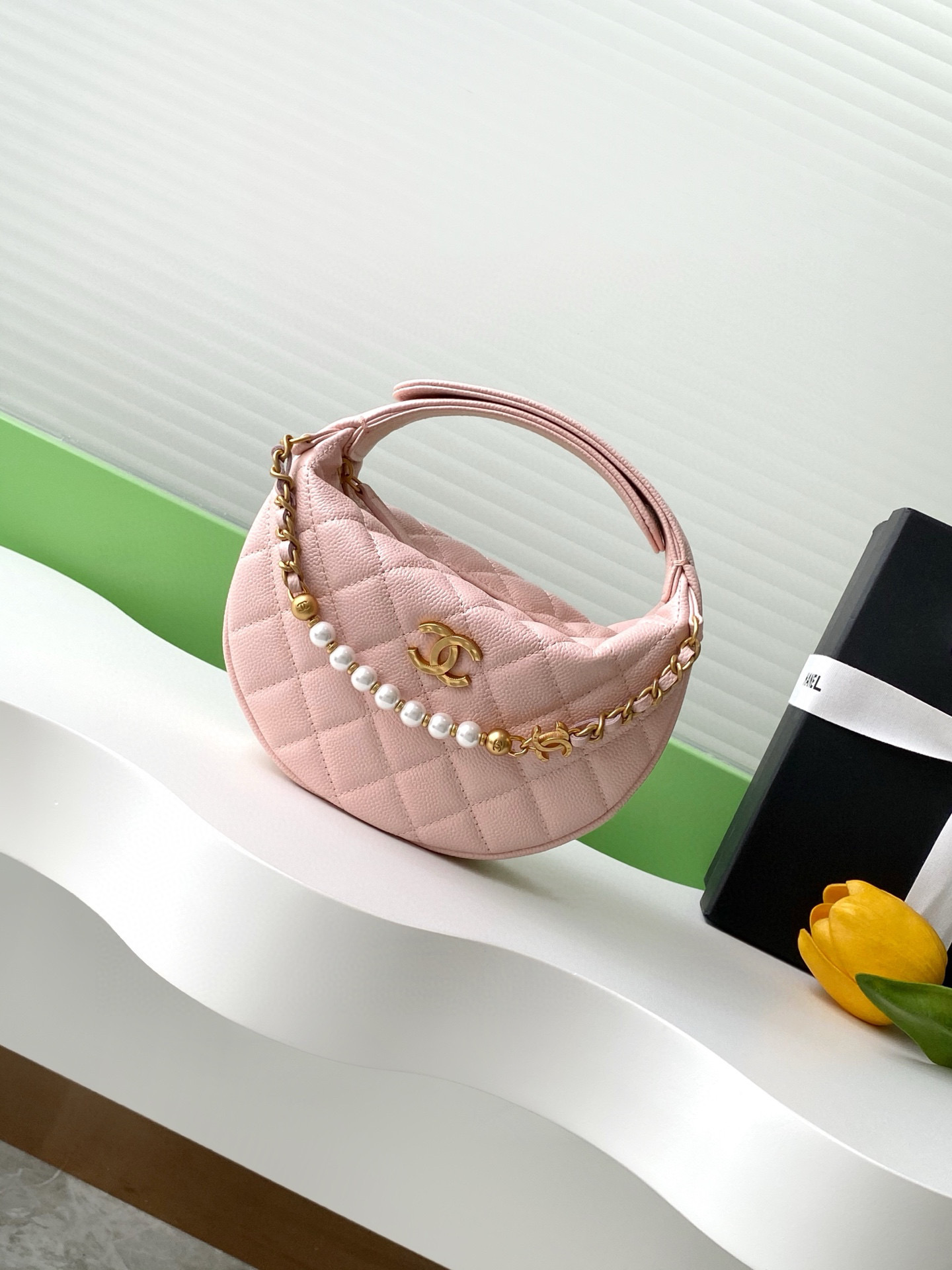 샤넬 여자가방 AP4584