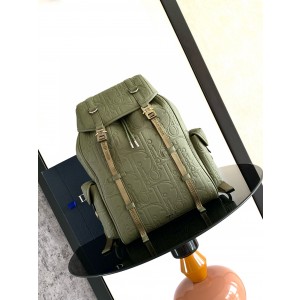 디올 백팩