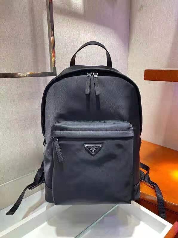 디올 2VZ071 백팩