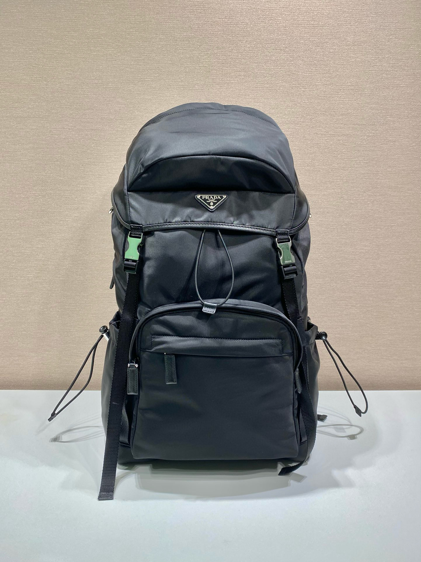 프라다 2VZ090 백팩