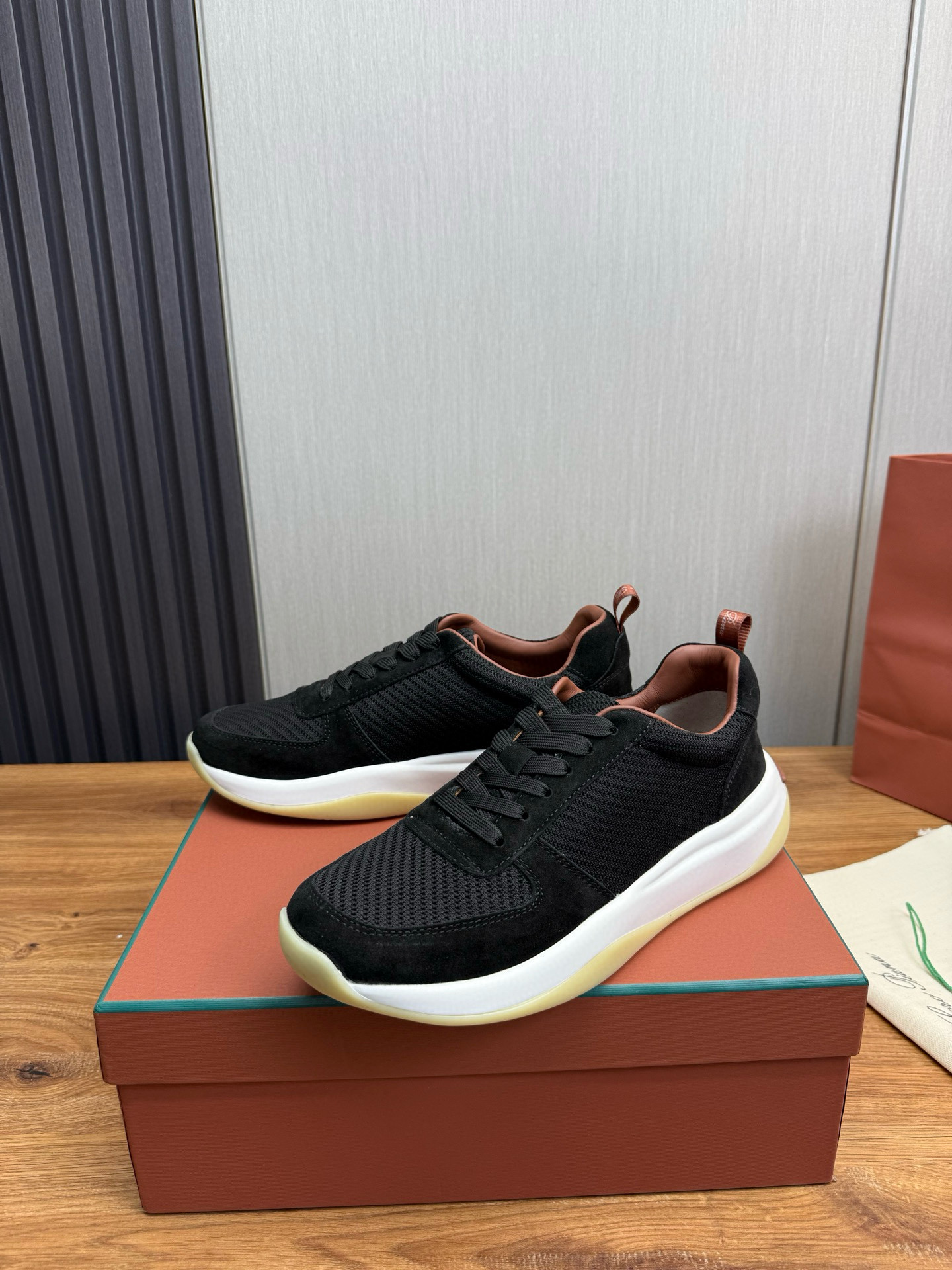 로로피아나 남자 신발 운동화 스니커즈