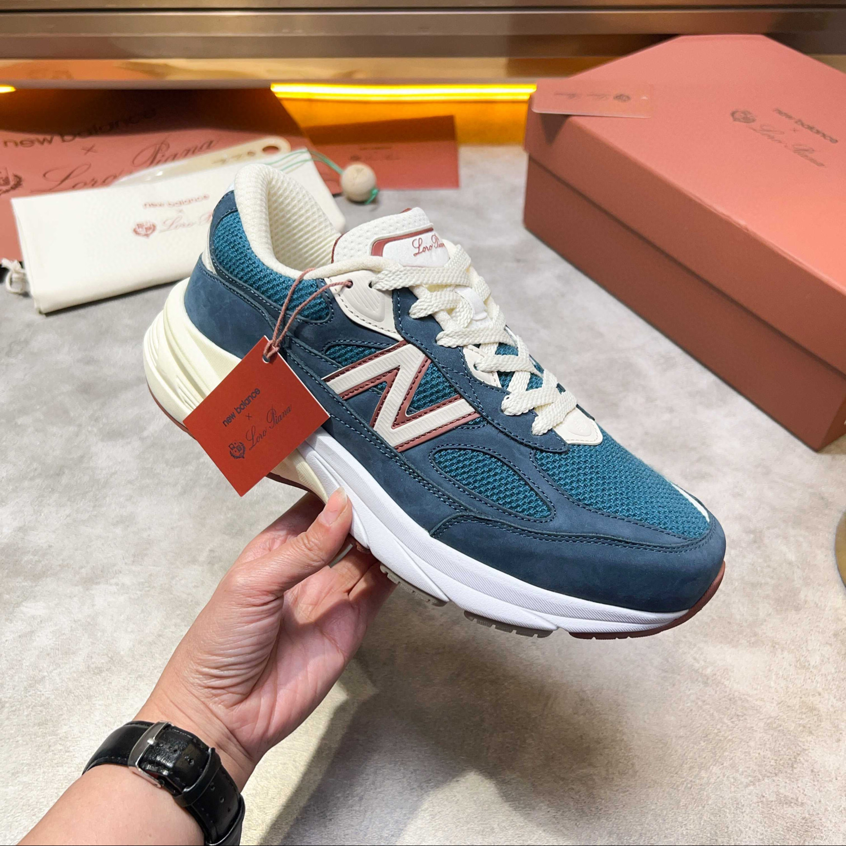 로로피아나 x 뉴발란스 남자 신발 운동화 스니커즈
