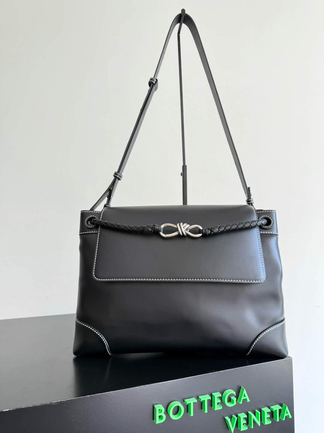 보테가베네타 807715 남자가방