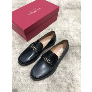 페라가모 남자 구두