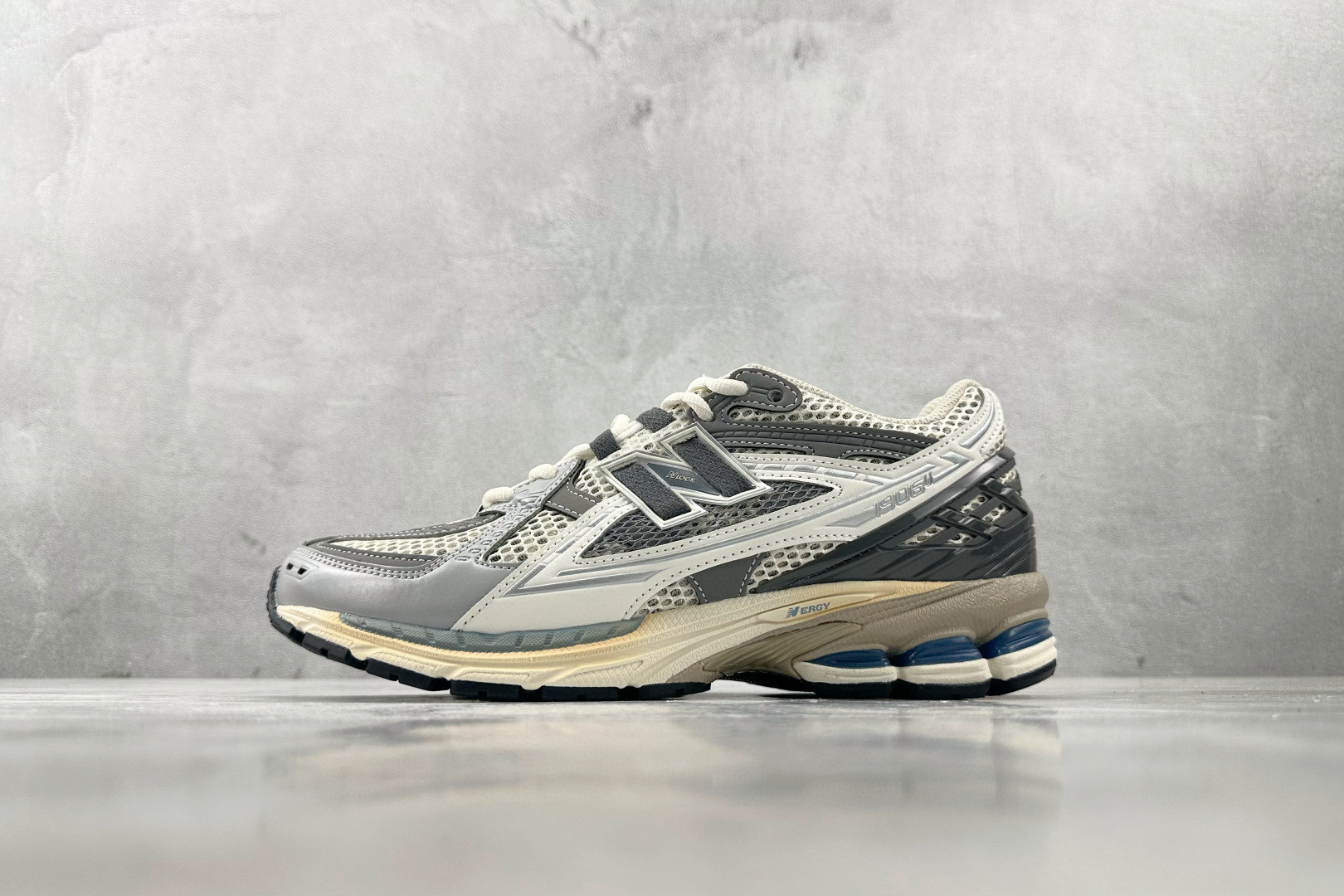 뉴발란스 1906 남녀공용 신발 운동화 스니커즈