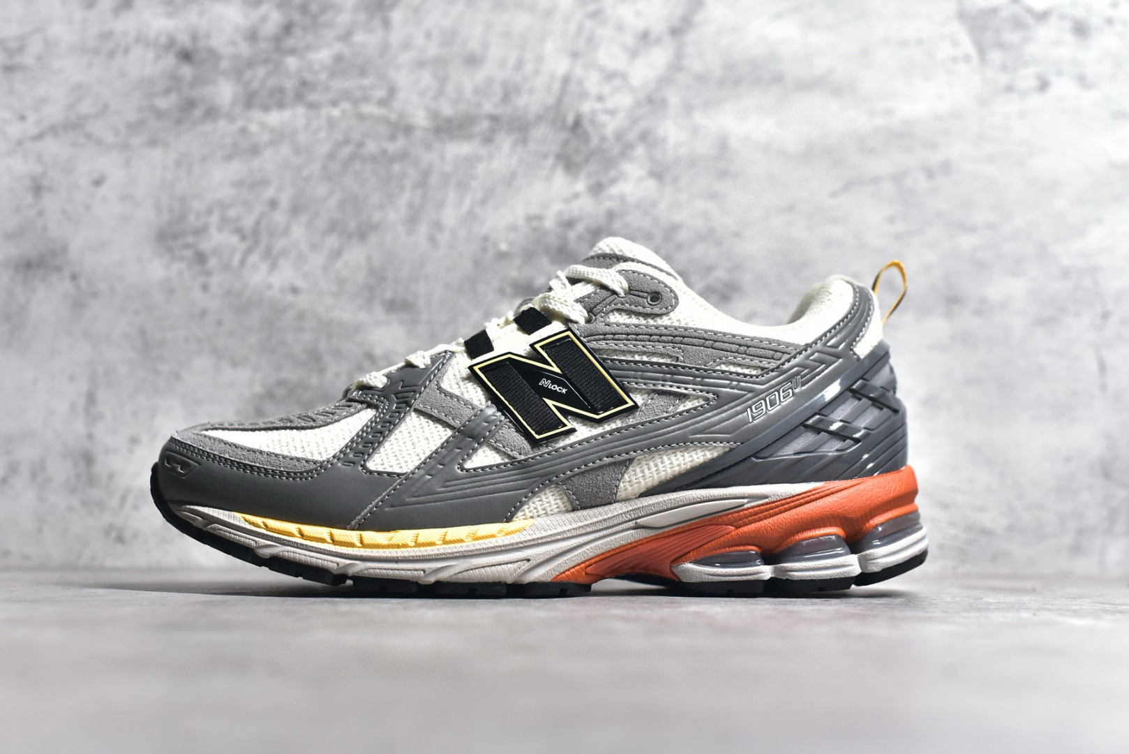 뉴발란스 1906 남녀공용 신발 운동화 스니커즈