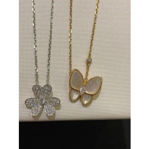 반클리프앤아펠 목걸이
