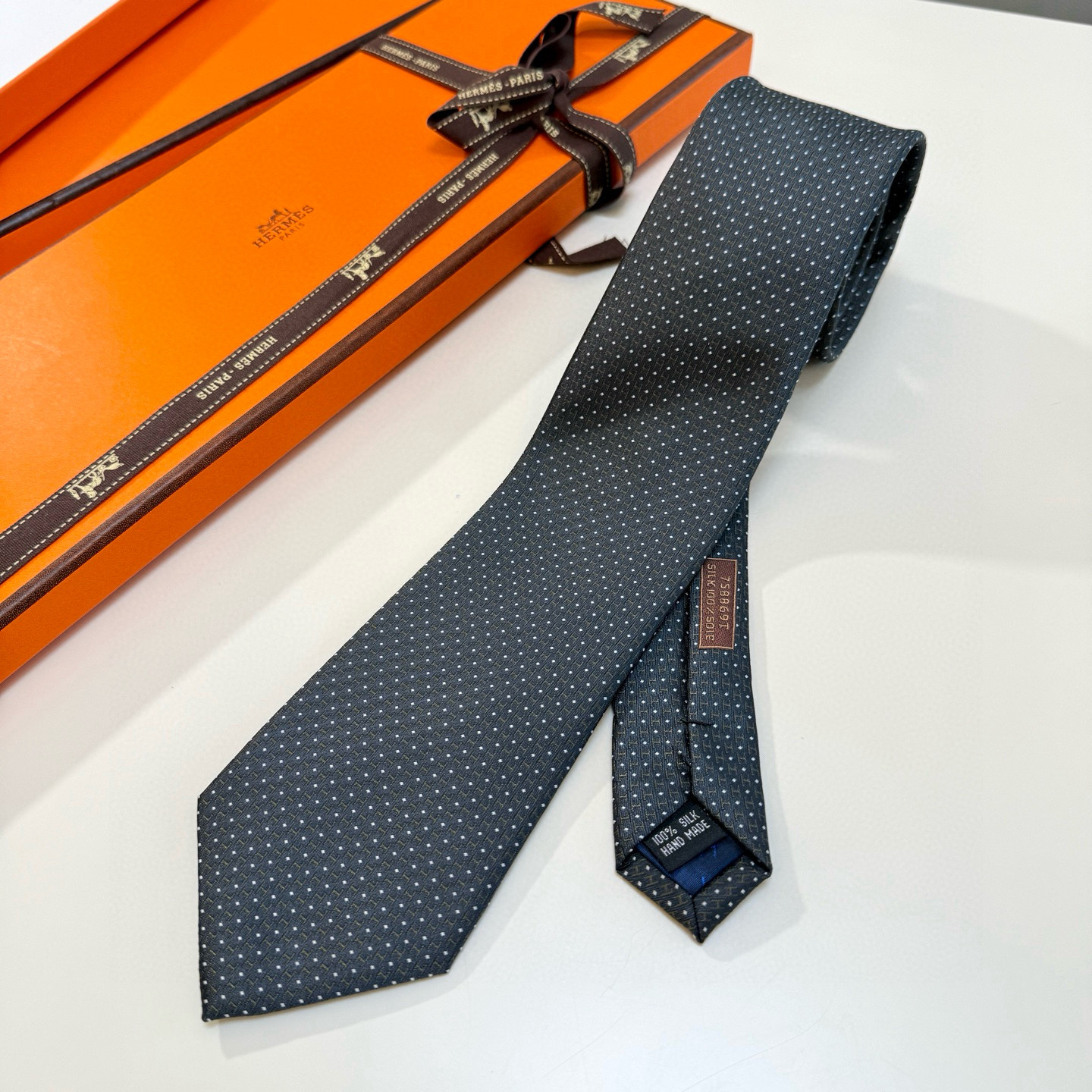 에르메스 넥타이