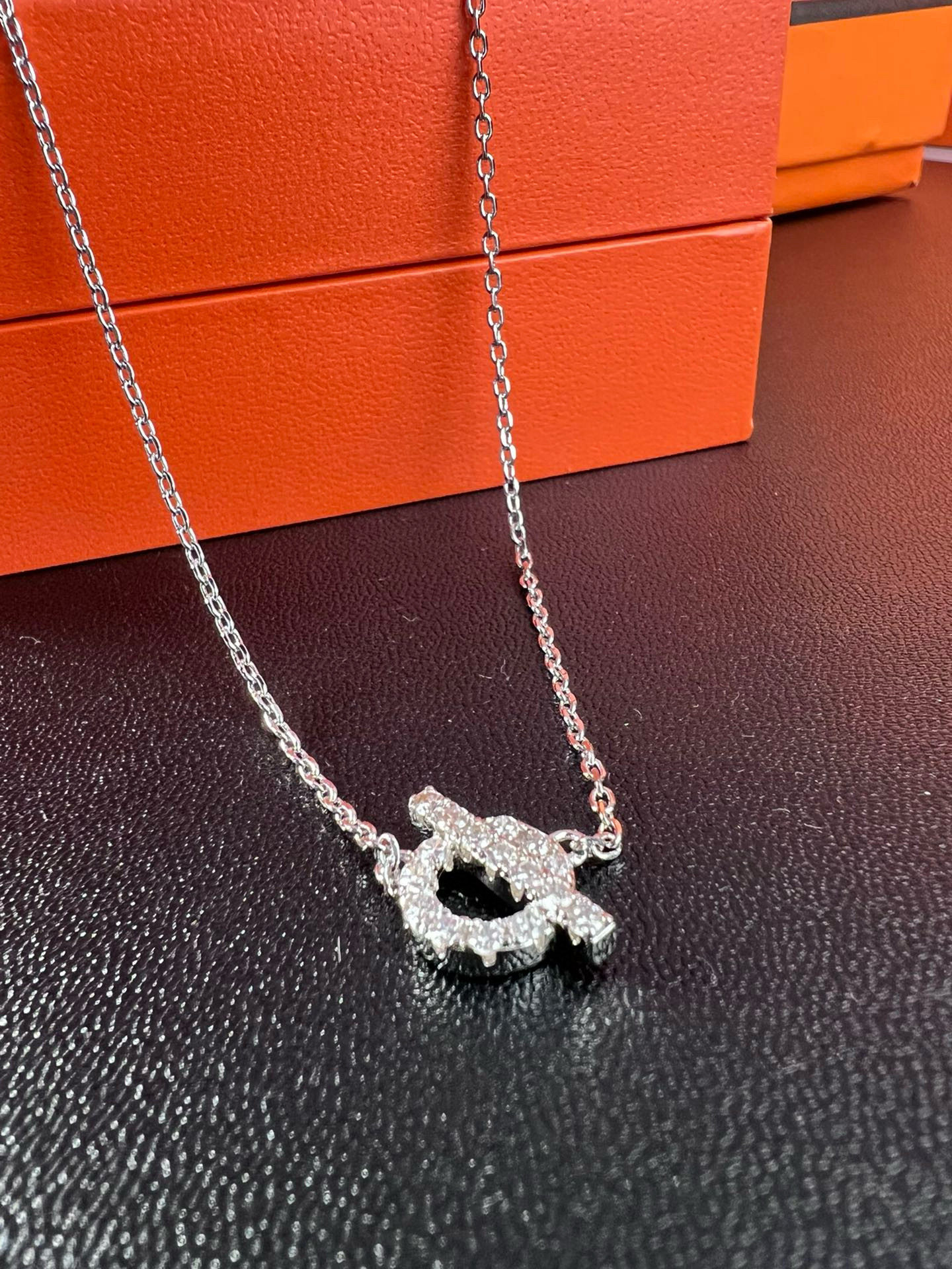 에르메스 목걸이